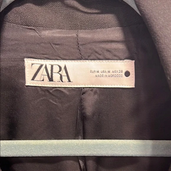 Zara Women's Black Double-Breasted Coat - Picture 2 of 11